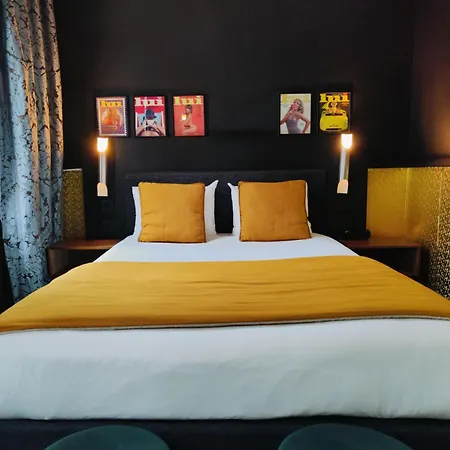 Noir Hotel 3*