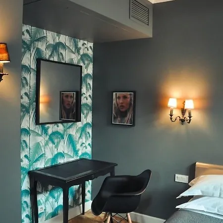 Noir 3* Париж