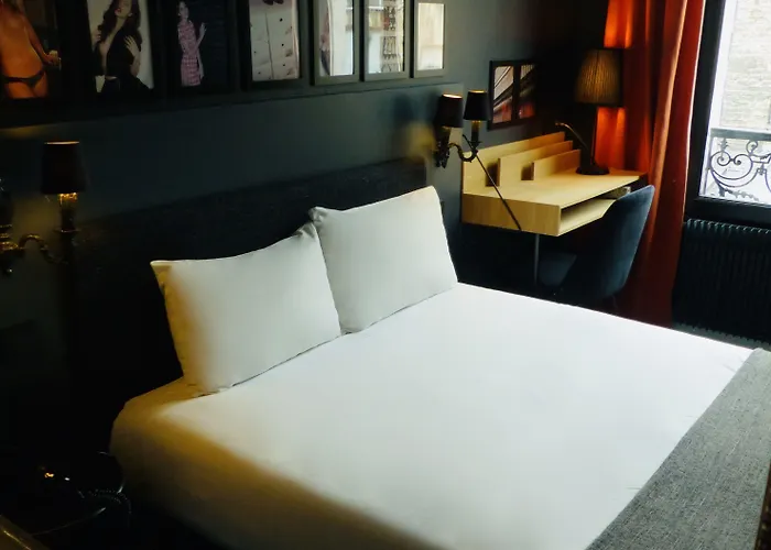 Noir Hotel Paris