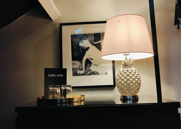 Noir Hotel