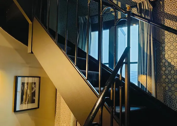 Noir Hotel Paris