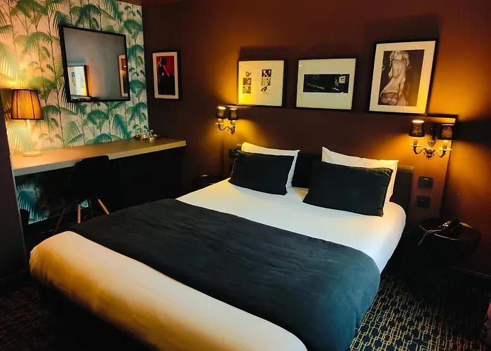 Hotel Noir