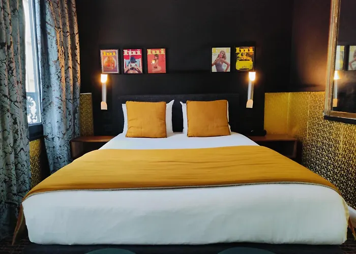 Noir Hotel 3*