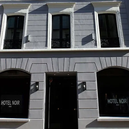Hotell Noir 3*
